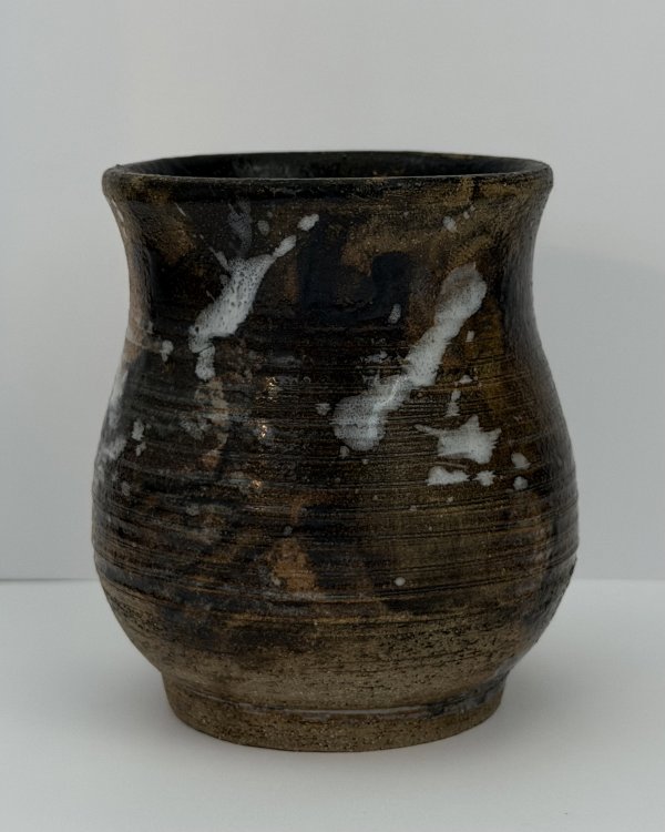 Stoneware Vase — Snowfall